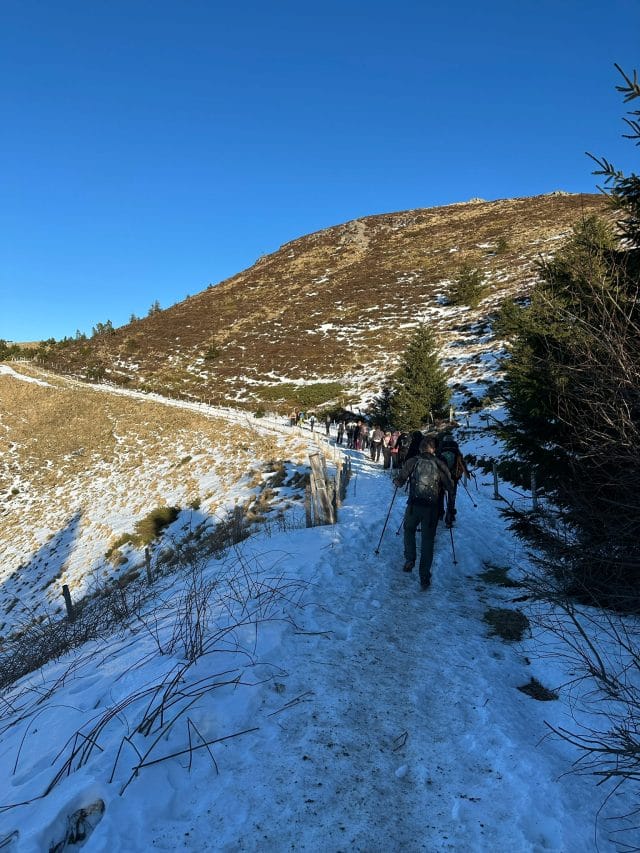 Rando en raquettes et truffade au cœur des volcans d'Auvergne – Image 40