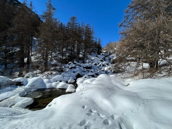 week end randonnée en raquettes et nuit en refuge dans la clarée