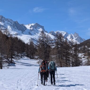 week end randonnée en raquettes et nuit en refuge dans la clarée