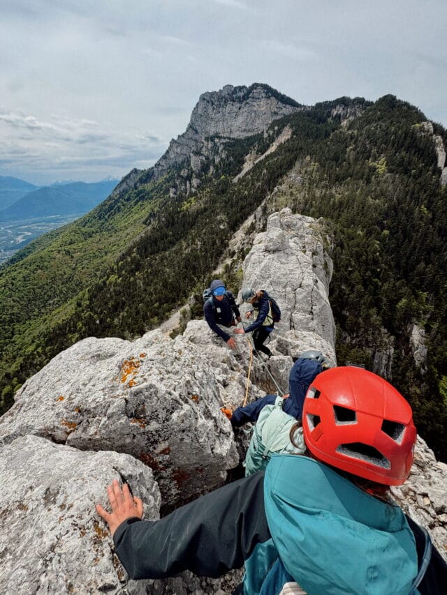 stage d’alpinisme et escalade pour débutants au cœur du vercors