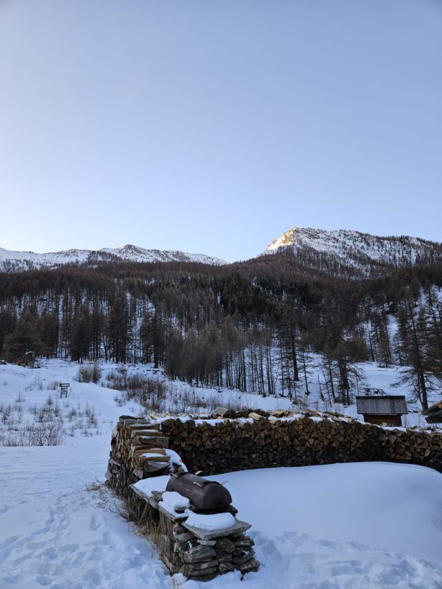 nouvel an queyras : 5 jours en raquettes à neige et chalet d'alpage