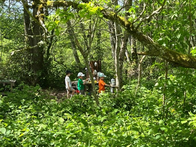 Week-end chasse au trésor et bivouac en famille en Auvergne – Image 3