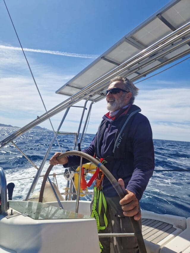 voile et escalade dans les calanques de marseille et cassis