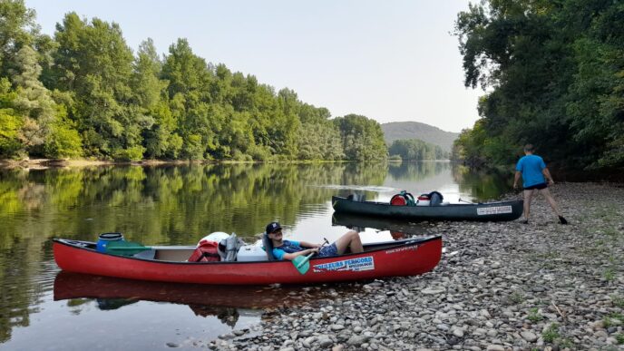 3 jours de canoë bivouac sur la dordogne entre souillac et vitrac
