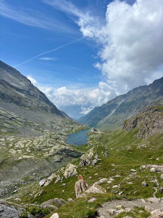 trek : le tour du mont viso en 4 jours, en randonnée et refuges