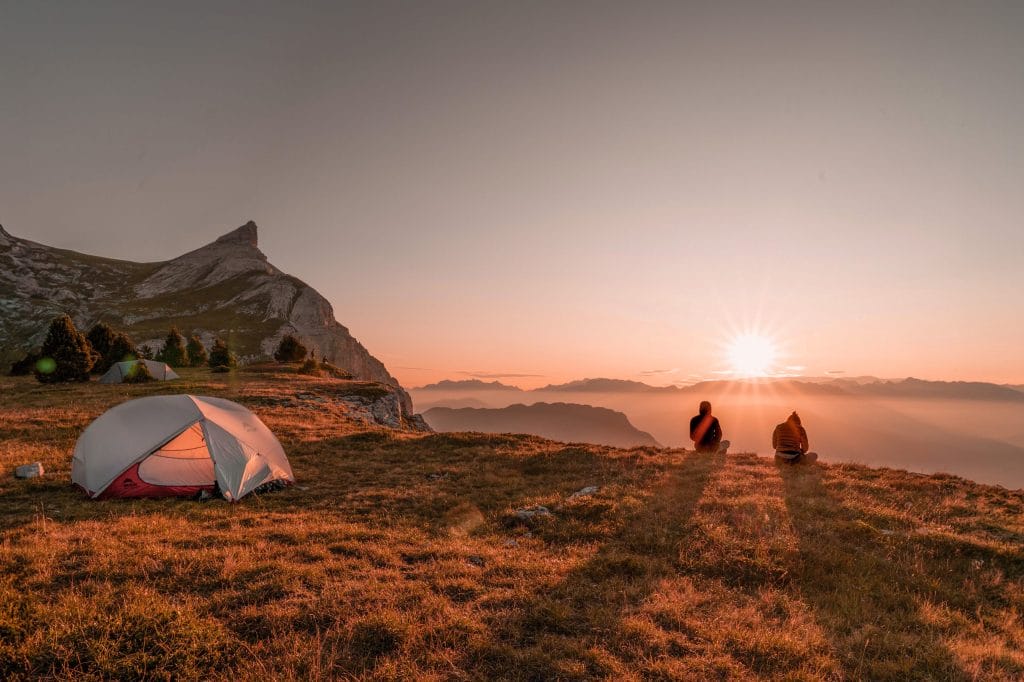 Couple en bivouac dans l'Ariège