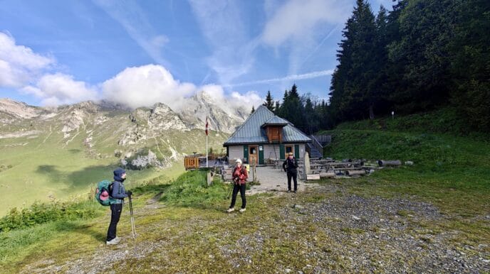 randonnée à annecy : le tour des bauges en rando et refuges