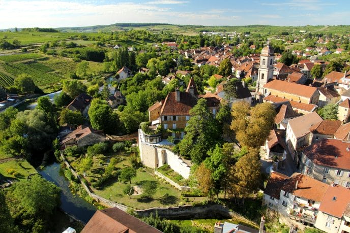 Vue sur Arbois depuis l'église Saint Just