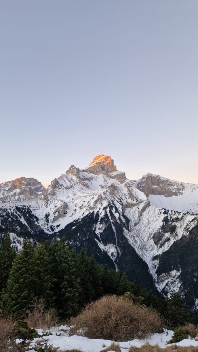 nouvel an initiation raquettes, pulka et cabane dans le vercors