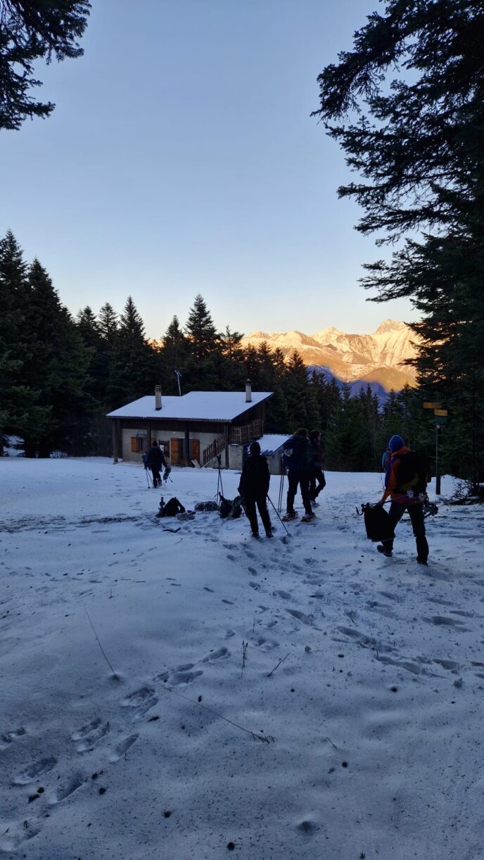 nouvel an initiation raquettes, pulka et cabane dans le vercors