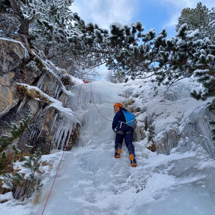 nouvel an : initiation à l'escalade sur glace dans les Écrins