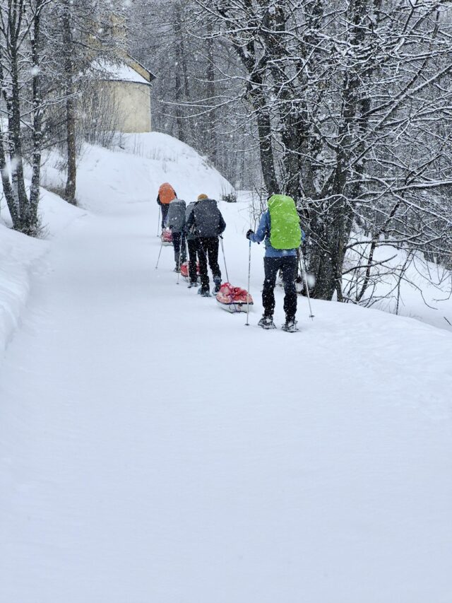 nouvel an : trek en raquettes au cœur du massif des Écrins
