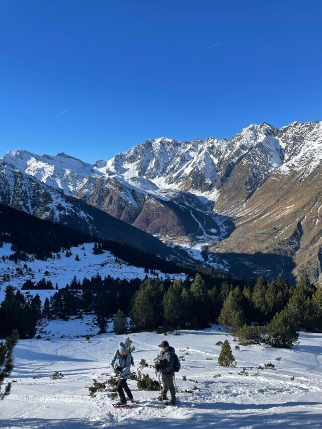nouvel an pyrénées : rando raquettes dans la vallée du louron