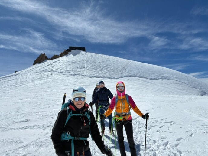 mont rose, mon premier 4000m : initiation à l'alpinisme en italie