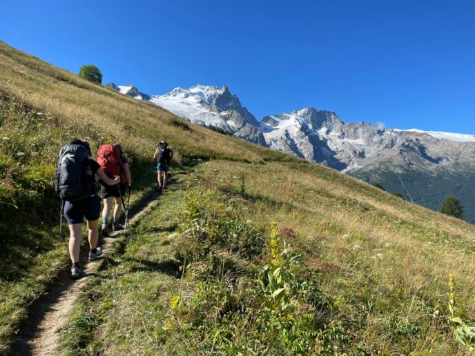 trek dans les Écrins : sur les plus beaux panoramas du massif